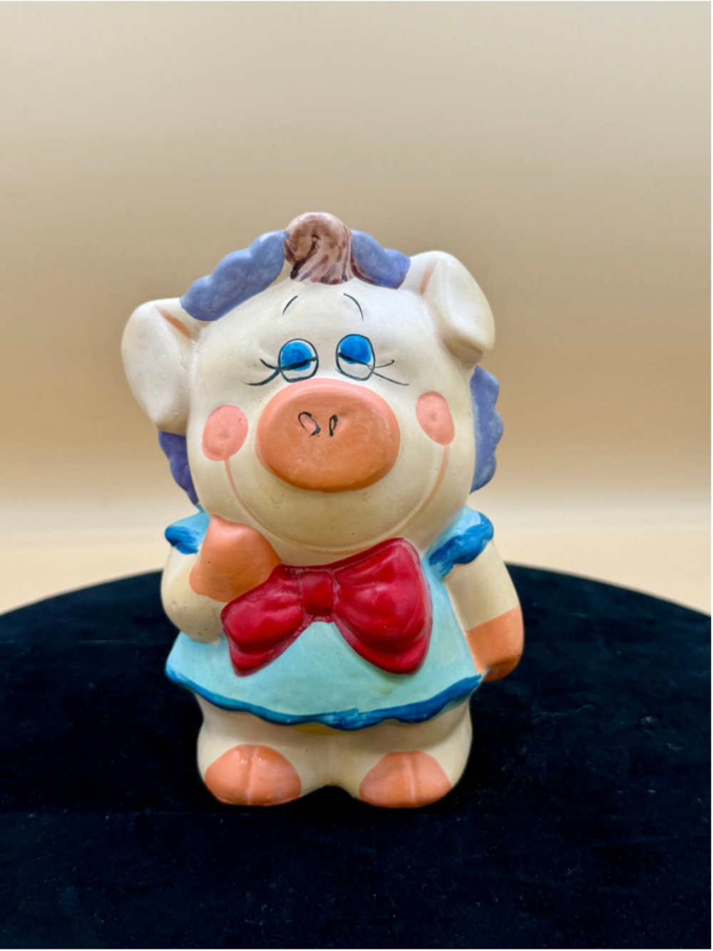 Vintage Chalkware Piggy Bank Hand Painted Whimsical Pig Coin Bank Made in China - Picture 3 of 15